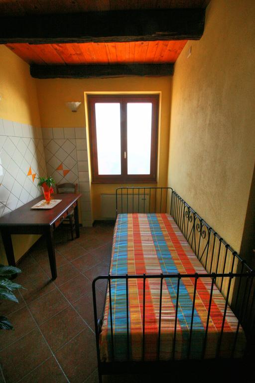 Azienda Agrituristica Alcastle Montabone 외부 사진
